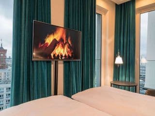 Motel One Berlin-Alexanderplatz photo 1
